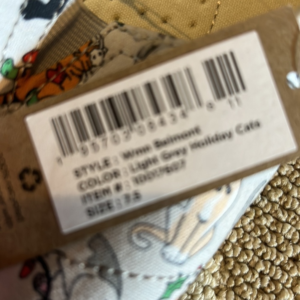 Toms Womens Belmont Christmas Holiday Cats Canvas Flat Shoes Casual Slip On NWT - Picture 6 of 7